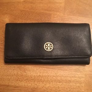 Tory Burch wallet